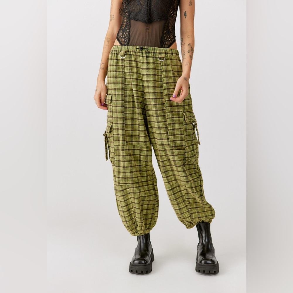Urban Outfitters Jana Balloon Cargo Pants